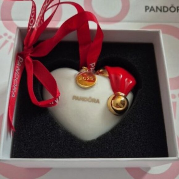 *UK Limited Edition*Pandora Santa Heart Red Hat Christmas Tree Ornament 2025 🎄 - Picture 1 of 16